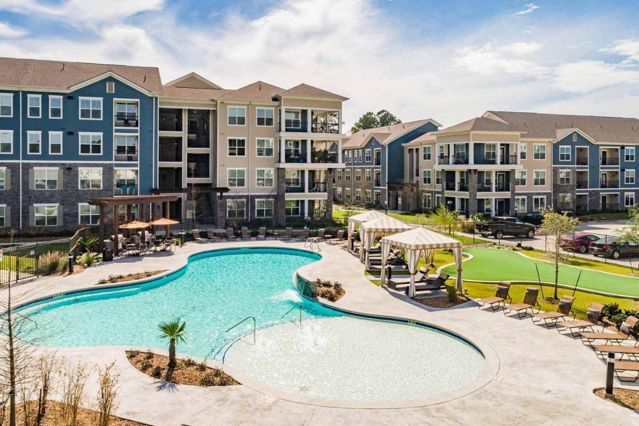 Spacious Furnished Resort Style Apartments Tomball Exterior foto