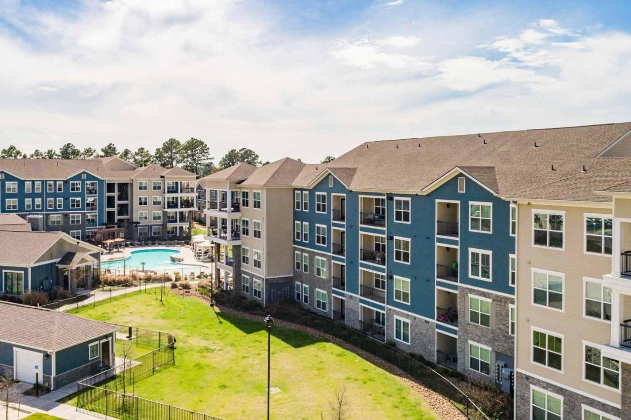 Spacious Furnished Resort Style Apartments Tomball Exterior foto