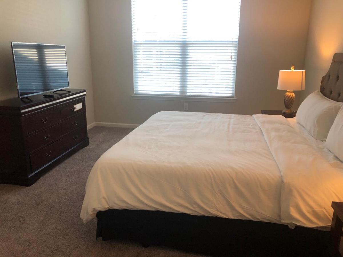 Spacious Furnished Resort Style Apartments Tomball Habitación foto
